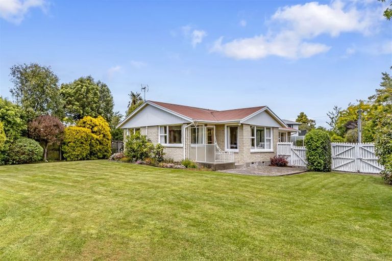 Photo of property in 122 Highsted Road, Casebrook, Christchurch, 8051