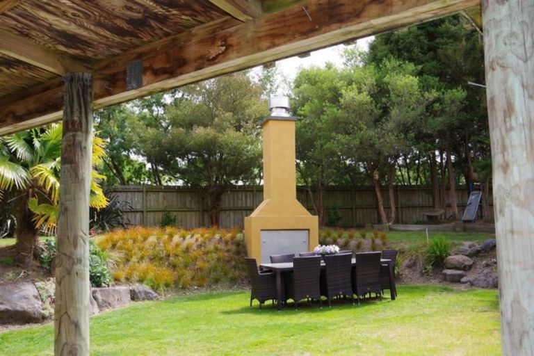 Photo of property in 6 Astelia Way, Waipahihi, Taupo, 3330