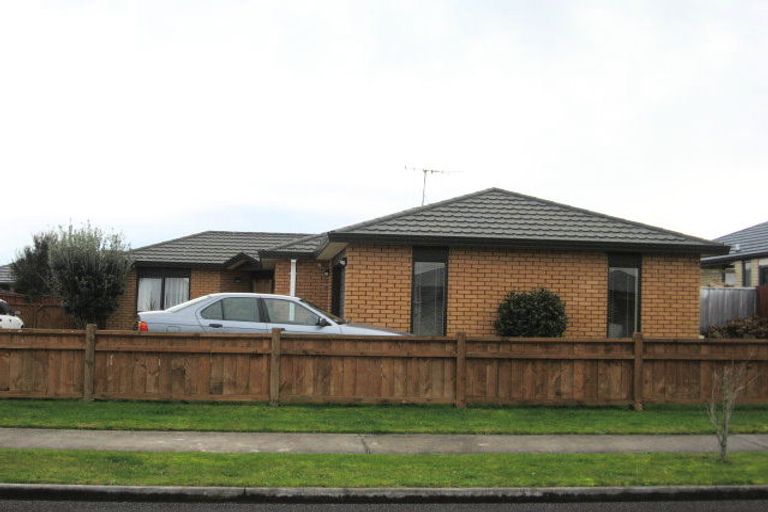 Photo of property in 17 Newfield Drive, Fairview Downs, Hamilton, 3214