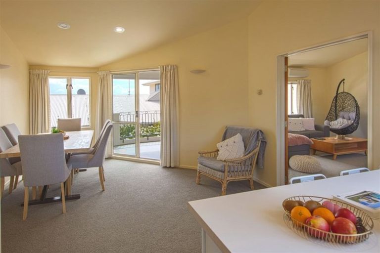 Photo of property in 51a Celia Street, Redcliffs, Christchurch, 8081