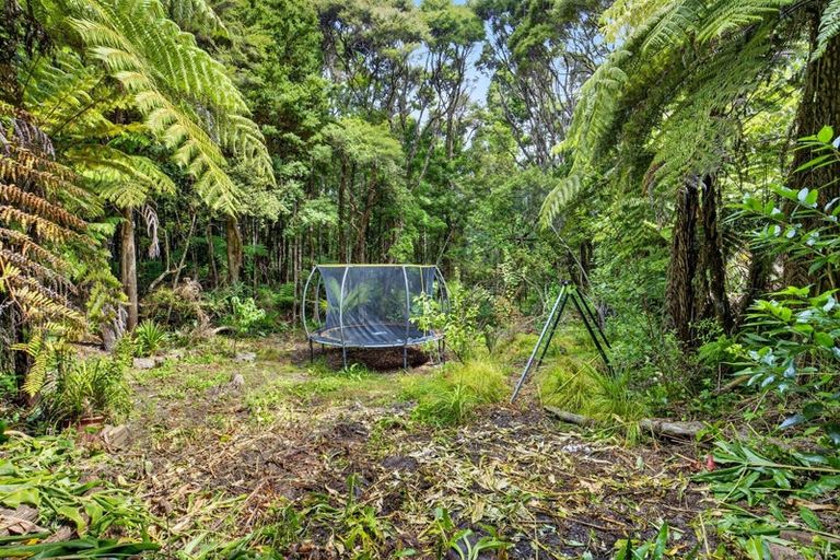 Photo of property in 2/39 Brunton Place, Glenfield, Auckland, 0629