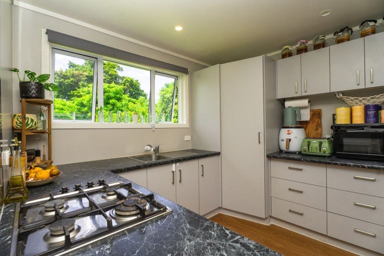 Photo of property in 90 Kanakanaia Road, Te Karaka, 4022