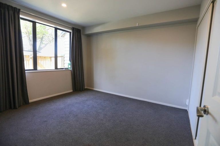 Photo of property in 2/422 Barbadoes Street, Edgeware, Christchurch, 8013
