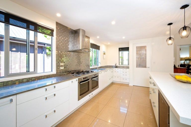 Photo of property in 38 Tauroa Valley Road, Havelock North, 4130