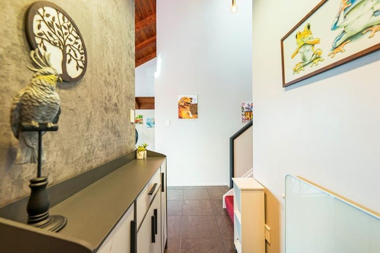 Photo of property in 1/11 Cambric Place, Botany Downs, Auckland, 2010