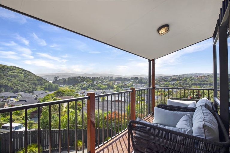 Photo of property in 20 Shackle Lane, Whitby, Porirua, 5024