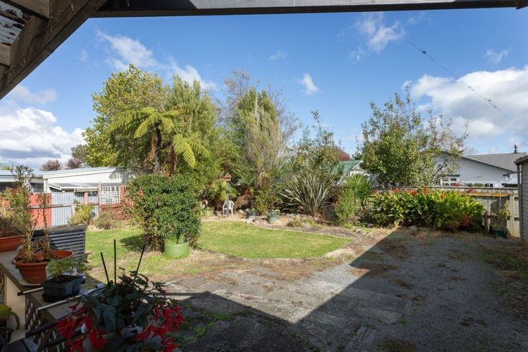 Photo of property in 12 Grant Street, Dannevirke, 4930