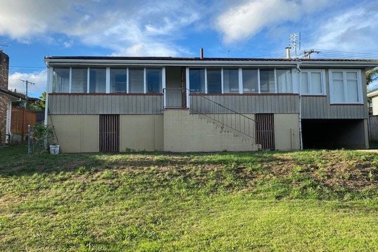 Photo of property in 2 Currey Crescent, Milford, Auckland, 0620