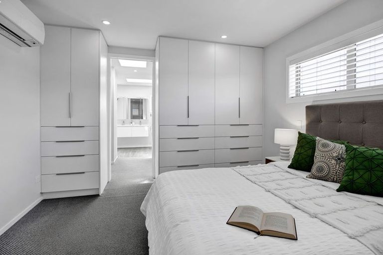 Photo of property in 3 Sackville Street, Fitzroy, New Plymouth, 4312