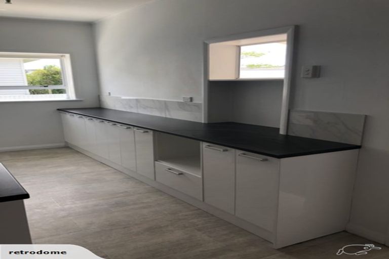 Photo of property in 16 Nuffield Avenue, Marewa, Napier, 4110