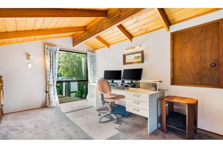 Photo of property in 168 Carter Road, Oratia, Auckland, 0604