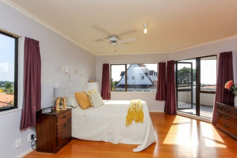 Photo of property in 7 Sandel Rise, Merrilands, New Plymouth, 4312