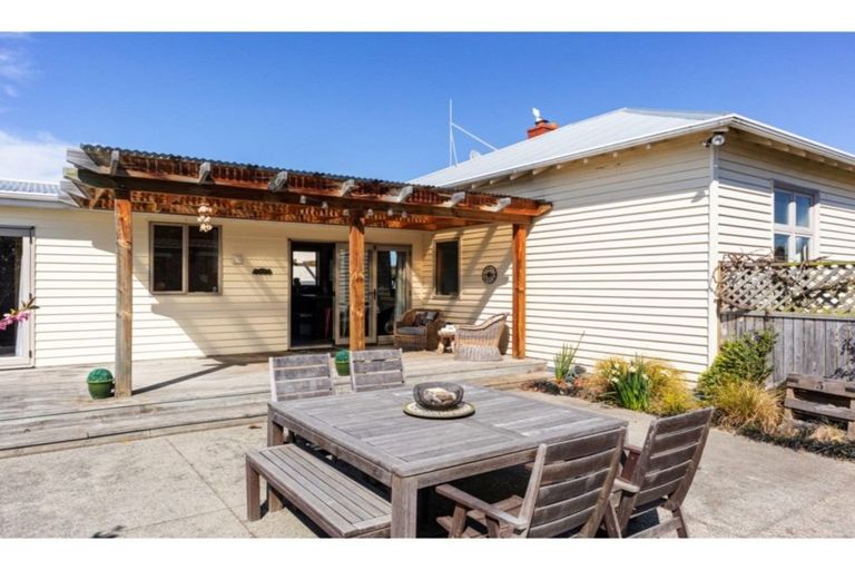 Photo of property in 8 Mowbray Street, Watlington, Timaru, 7910