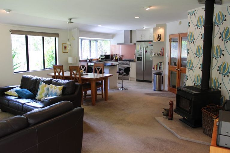 Photo of property in 61a Howe Street, Howick, Auckland, 2014