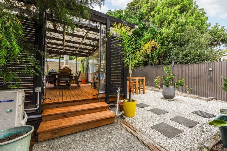 Photo of property in 48 Devon Street, Picton, 7220