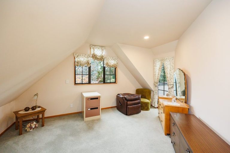 Photo of property in 12a Montgomery Terrace, Hokowhitu, Palmerston North, 4410