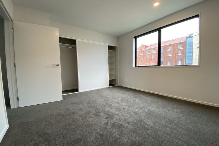 Photo of property in 5/323 Lincoln Road, Addington, Christchurch, 8024