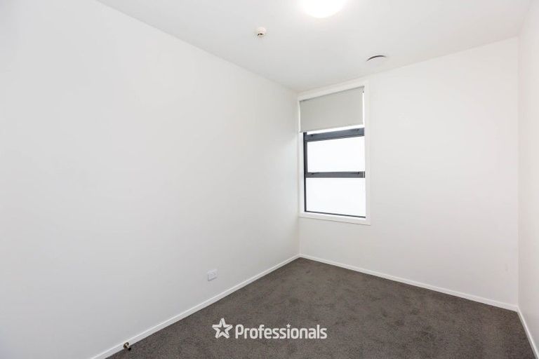 Photo of property in 2a Gibbons Street, Upper Hutt Central, Upper Hutt, 5018