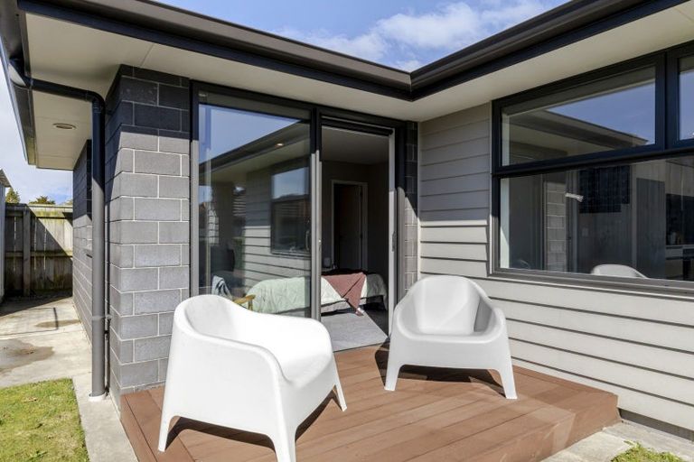 Photo of property in 10 Masters Lane, Waitara, 4320