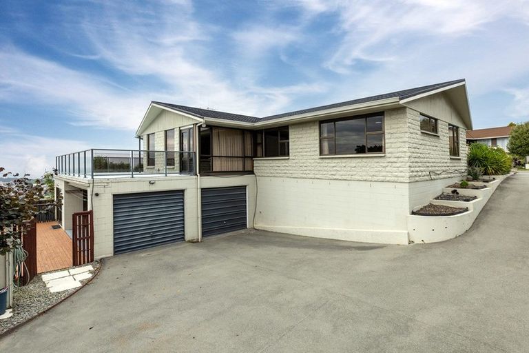 Photo of property in 12 Oakleigh Crescent, Oamaru North, Oamaru, 9400