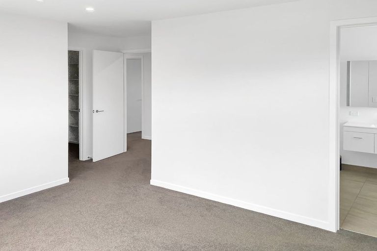 Photo of property in 24 Kaituna Place, Te Awa, Napier, 4110