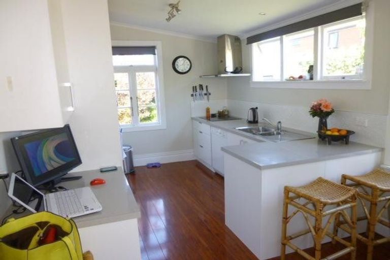 Photo of property in 505 Barbadoes Street, Edgeware, Christchurch, 8013