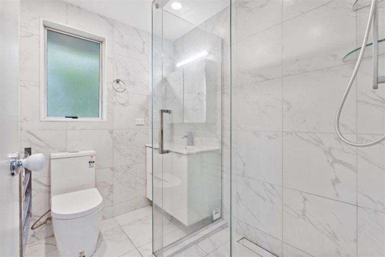 Photo of property in 23a Bellringer Road, Massey, Auckland, 0614