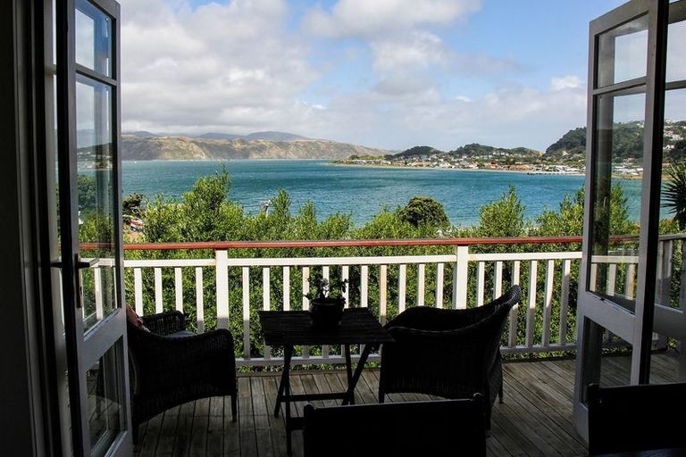 Photo of property in 90a Awa Road, Seatoun, Wellington, 6022