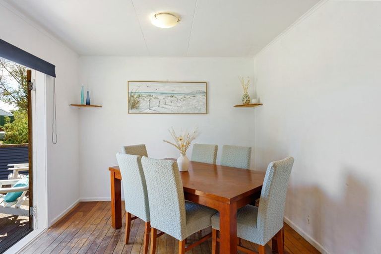 Photo of property in 189 Swamp Road, Te Horo, Otaki, 5581