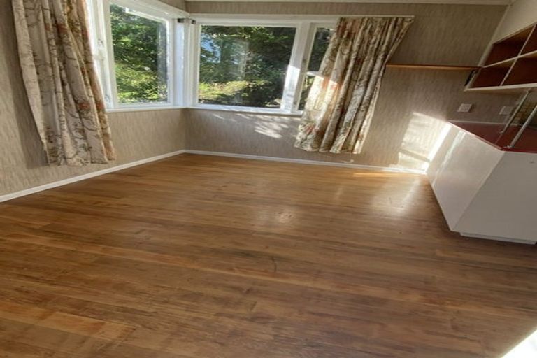 Photo of property in 28 Papakowhai Road, Papakowhai, Porirua, 5024