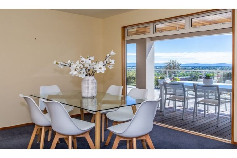 Photo of property in 19 Delhi Place, Cashmere, Christchurch, 8022