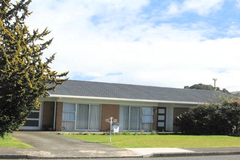 Photo of property in 1 Tuhangi Street, Te Kamo, Whangarei, 0112