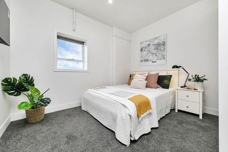 Photo of property in 17f Albert Street, Palmerston North, 4414