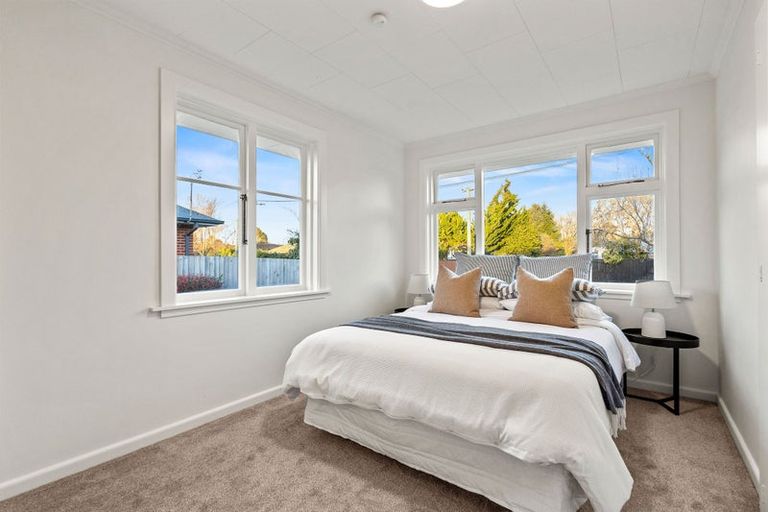 Photo of property in 51 Liverton Crescent, Bishopdale, Christchurch, 8053