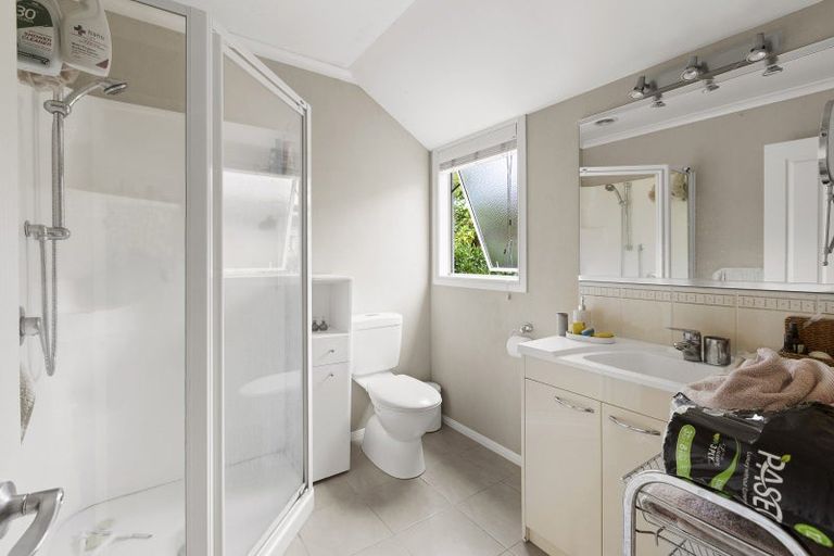 Photo of property in 48 Farringdon Avenue, Rototuna North, Hamilton, 3210