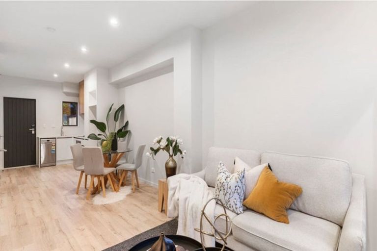 Photo of property in 26d Bellringer Road, Massey, Auckland, 0614