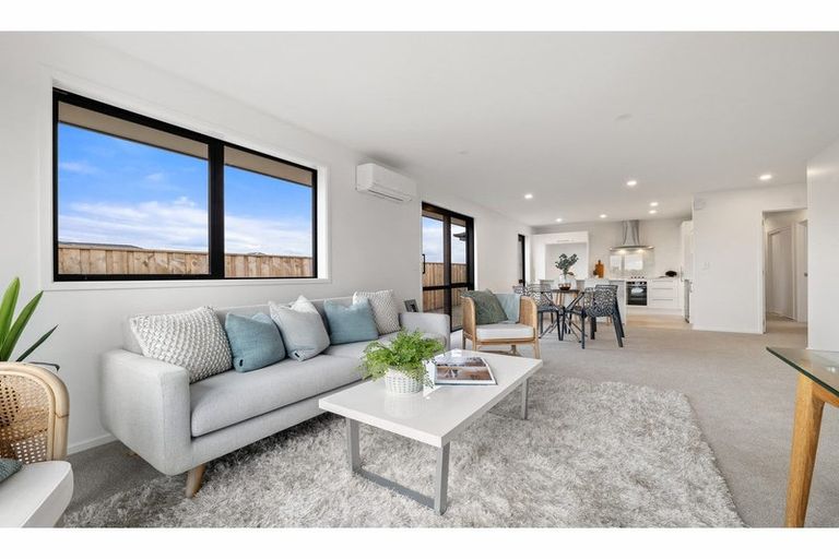 Photo of property in 27 Stackwood Avenue, Woodend, 7691