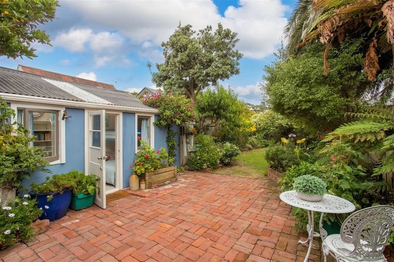 Photo of property in 4 Stoke Street, Sumner, Christchurch, 8081