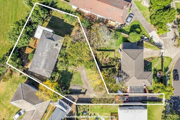 Photo of property in 24 Leaver Place, Weymouth, Auckland, 2103