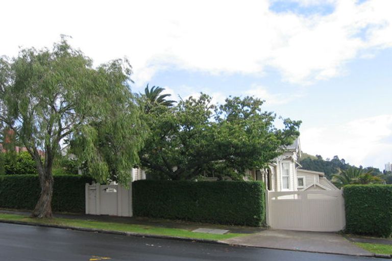 Photo of property in 18 Pencarrow Avenue, Mount Eden, Auckland, 1024