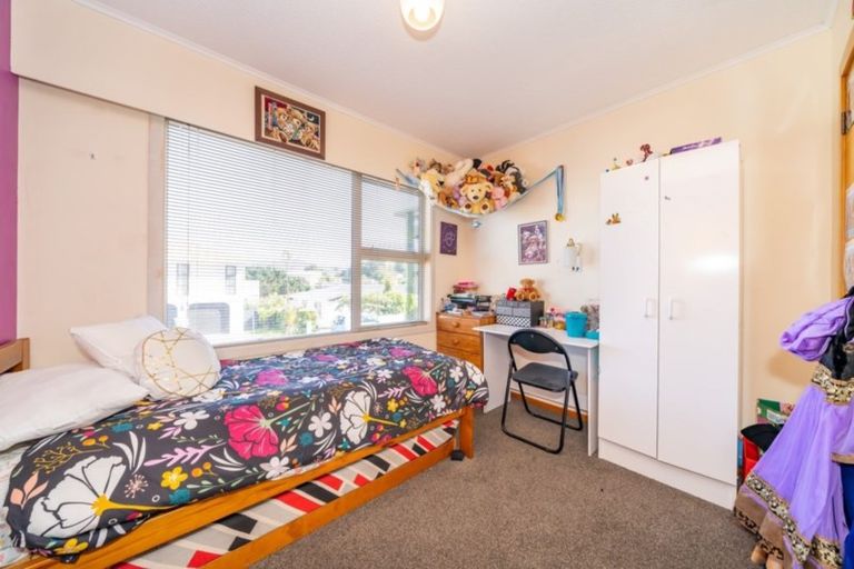 Photo of property in 7 Witham Street, Island Bay, Wellington, 6023