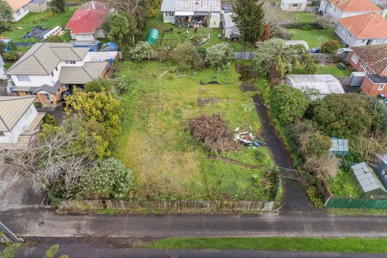 Photo of property in 18 Riversdale Road, Avondale, Auckland, 1026