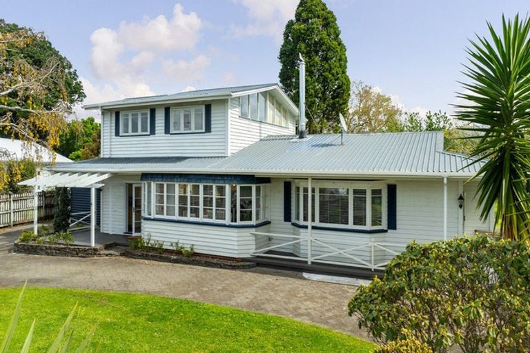 Photo of property in 4 Crossley Street, Katikati, 3129