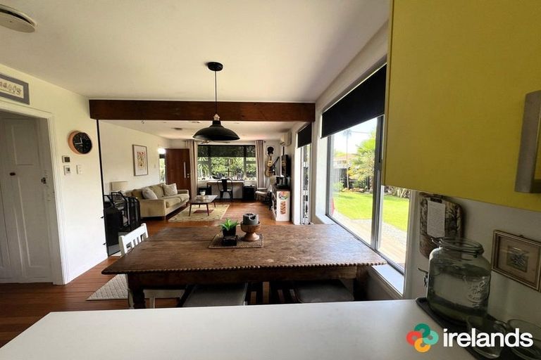 Photo of property in 1/145 Wilsons Road, Saint Martins, Christchurch, 8022