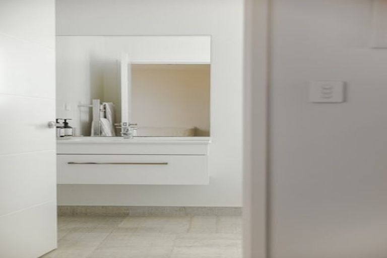 Photo of property in 16 Sharman Place, Pyes Pa, Tauranga, 3112