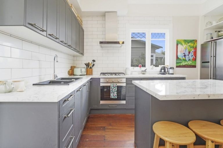 Photo of property in 83 Rimu Street, Maeroa, Hamilton, 3200