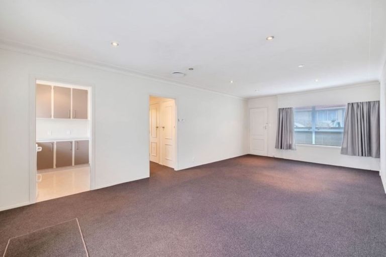 Photo of property in 1/29 Manse Road, Pahurehure, Papakura, 2113