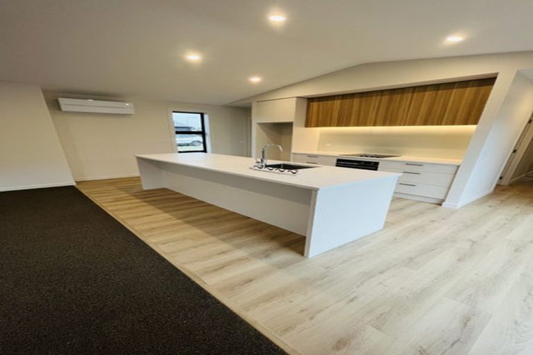 Photo of property in 13 Dunn Street, Lake Hawea, 9382