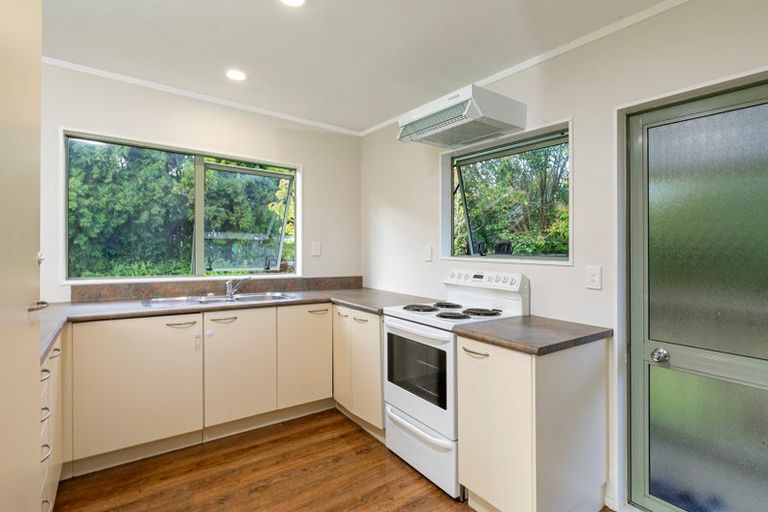 Photo of property in 101 Old Railway Road, Kumeu, 0892