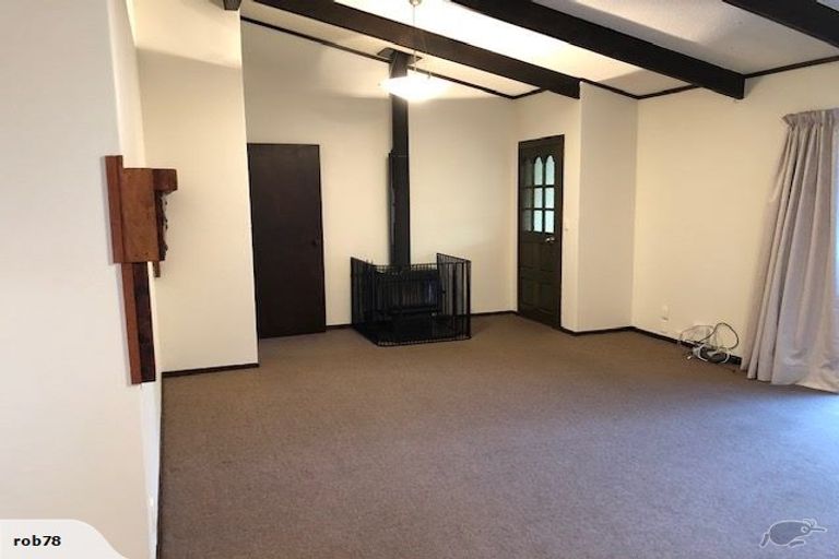 Photo of property in 76 Resolution Road, Welcome Bay, Tauranga, 3112